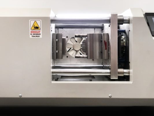 M1-Pro masaüstü kalıplama makinesi detay