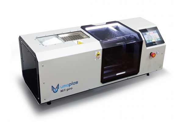 M1-Pro masaüstü enjeksiyon makinesi detayı